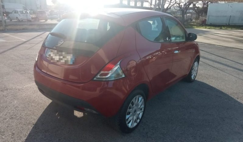 LANCIA Ypsilon 1.2 69 CV 5 porte GPL Ecochic Silver GPL pieno
