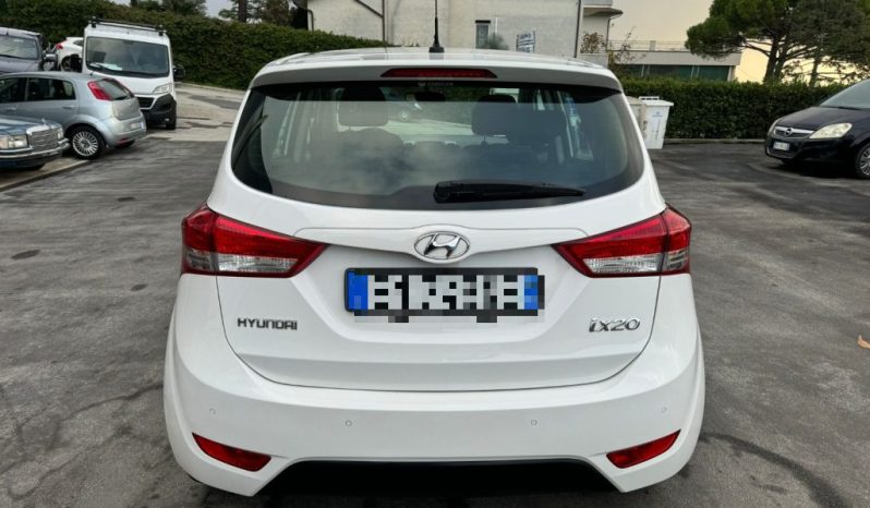 HYUNDAI iX20 – NEOPATENTATI – 1.4 90 CV Classic pieno