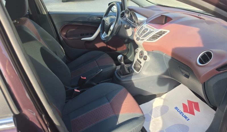 FORD Fiesta 1.2 82 CV 5 porte Titanium pieno